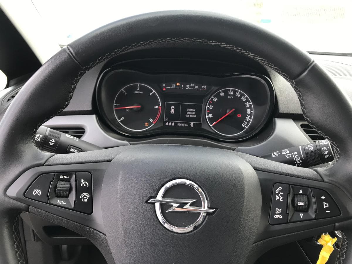 Opel Corsa 1.3 CDTI · Ano 2018 — image 23