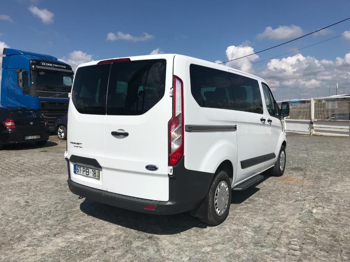 Ford Transit Custom 2.2 TDCI · Ano 2014 — image 4