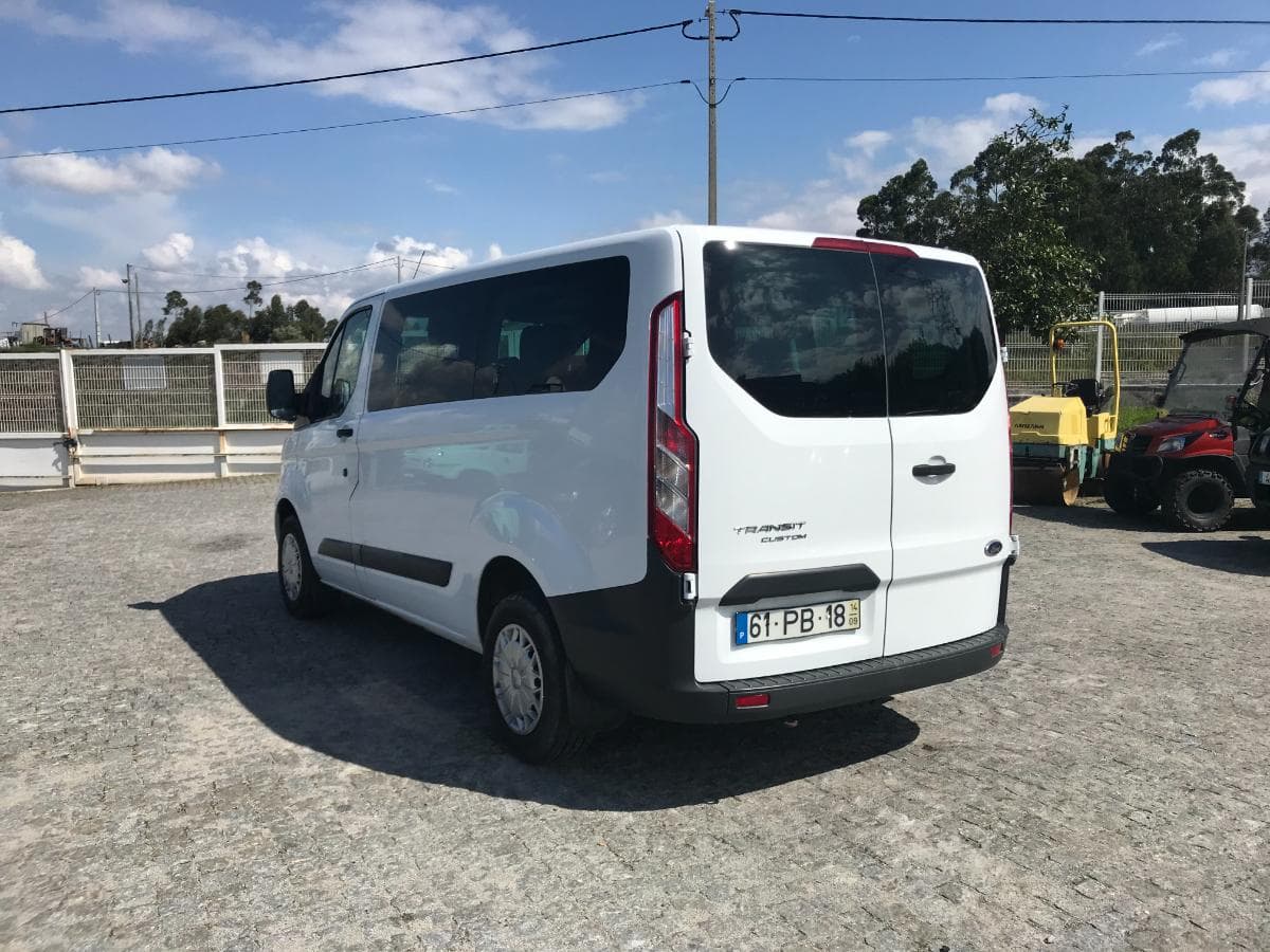 Ford Transit Custom 2.2 TDCI · Ano 2014 — image 6