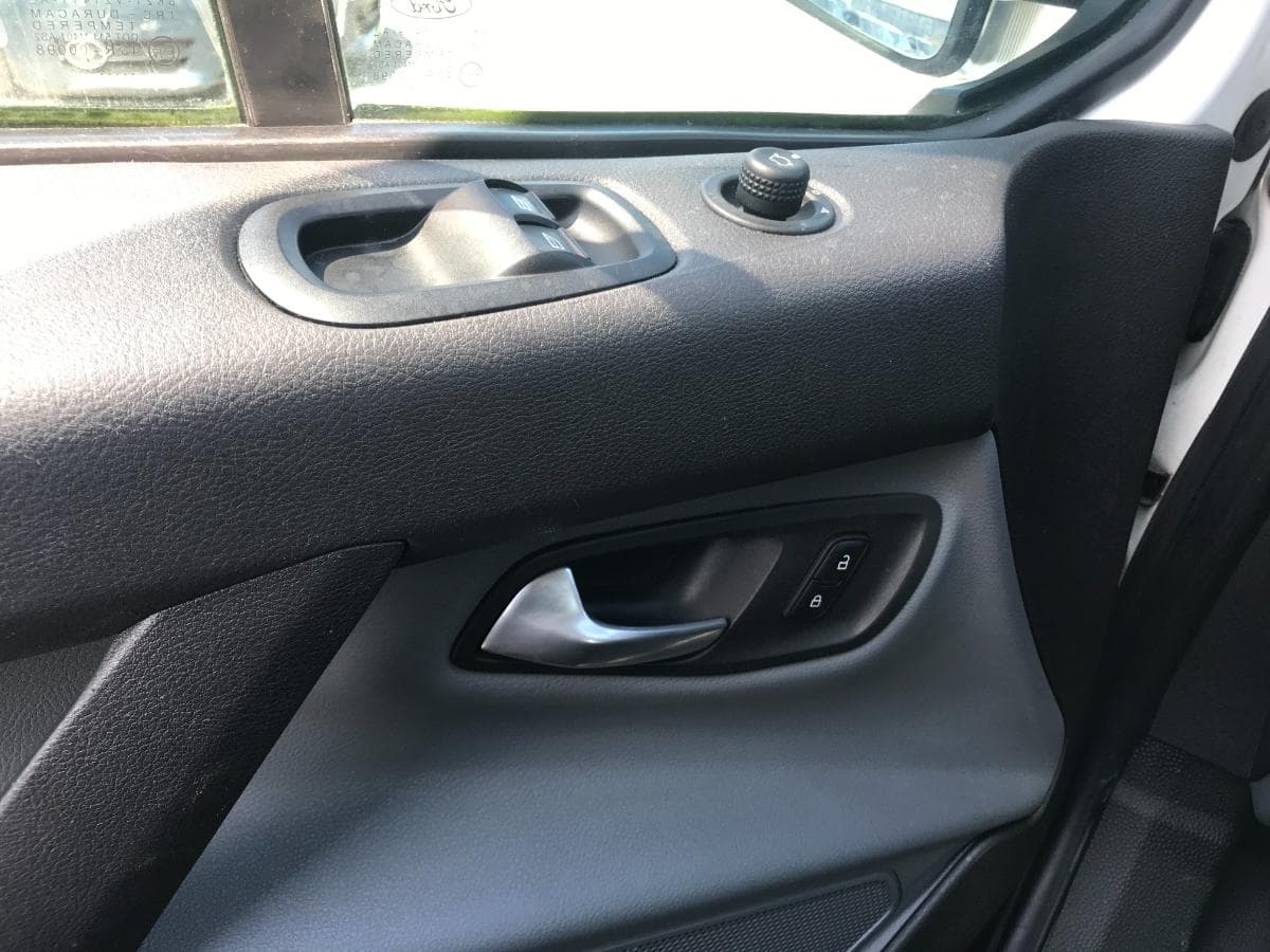 Ford Transit Custom 2.2 TDCI · Ano 2014 — image 20