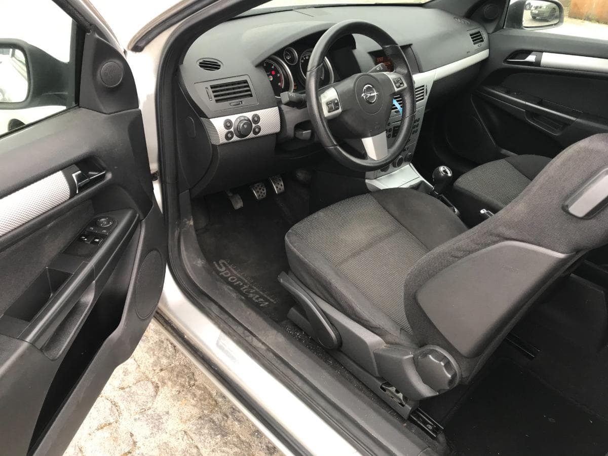 Opel Astra 1.3 CDTI · Ano 2005 — imagen 12