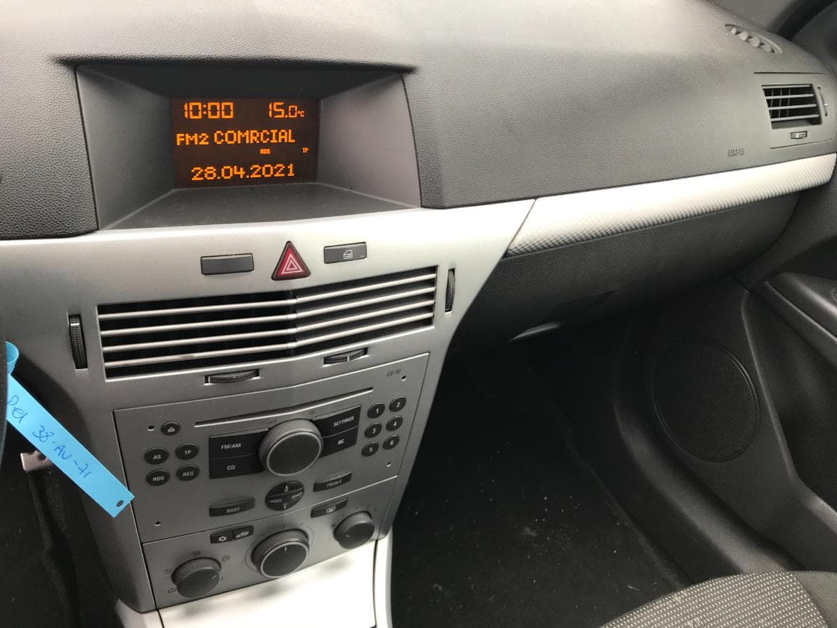 Opel Astra 1.3 CDTI · Ano 2005 — imagen 14