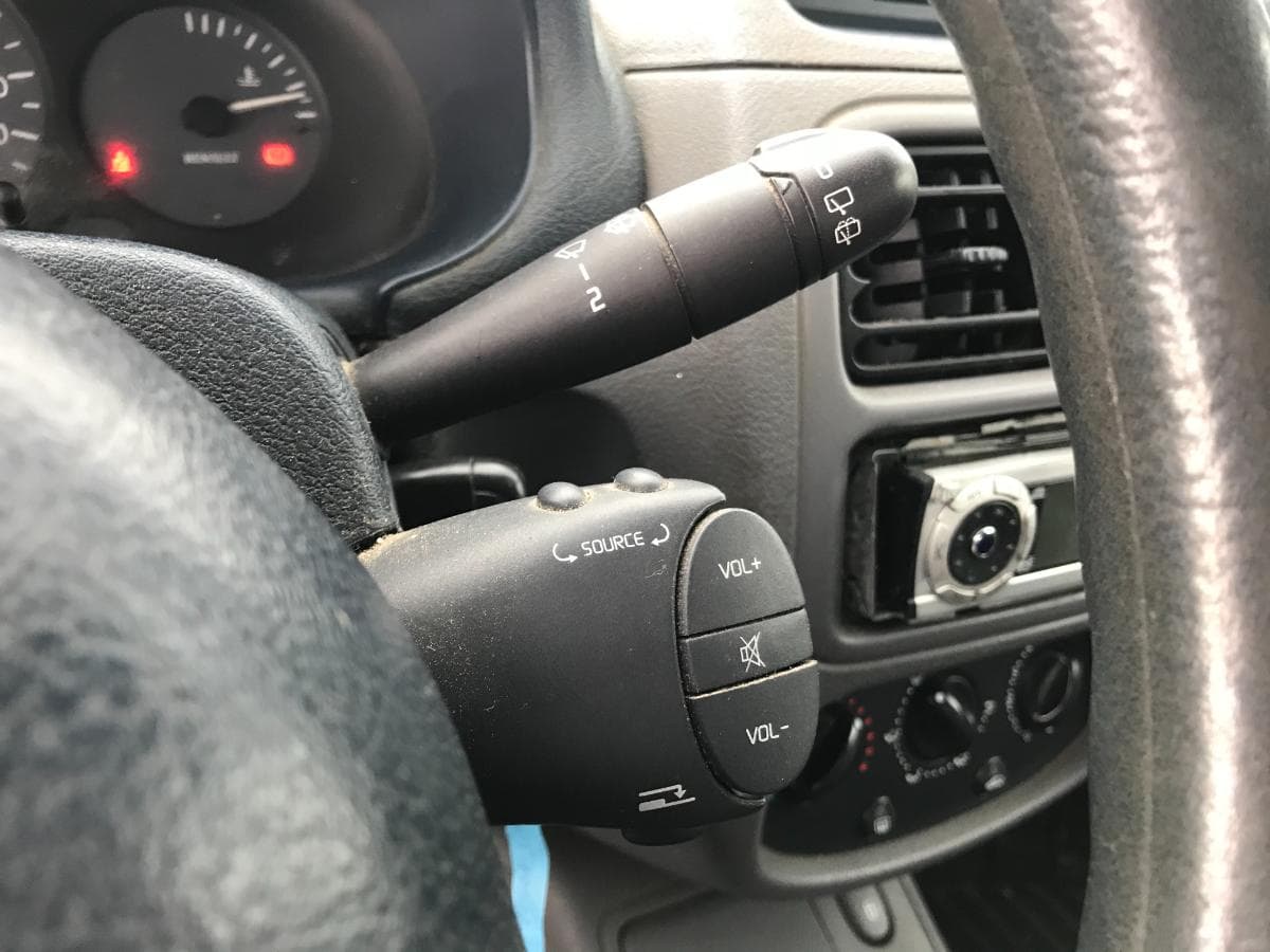 Renault Clio 1.9D · Ano 1999 — imagem 18