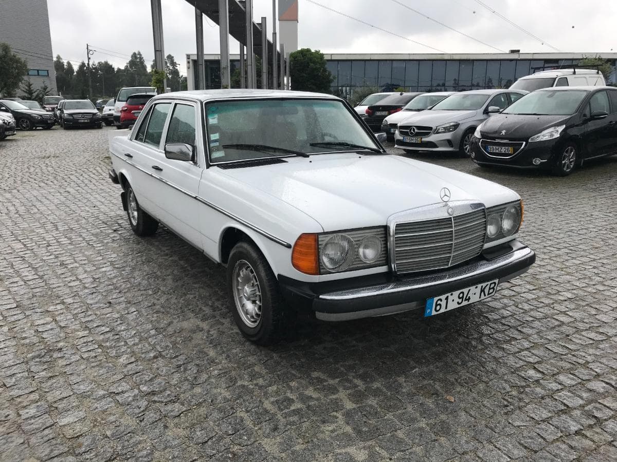 Mercedes-Benz 300 D Turbo · Ano 1997 · Versão Americana