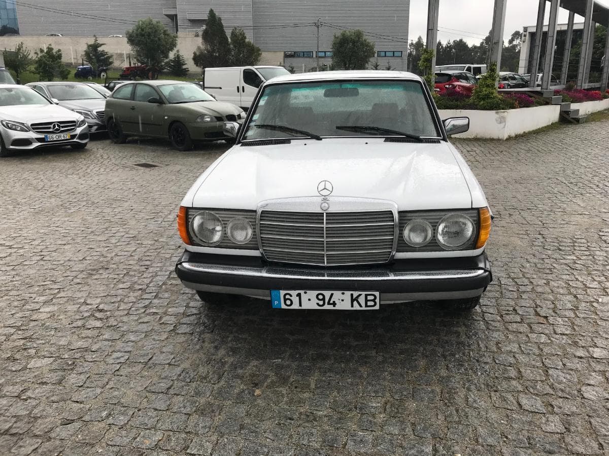 Mercedes-Benz 300 D Turbo · Ano 1997 · Versão Americana — imagem 2