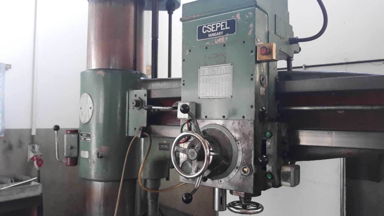 Máquina de furar — imagem 8