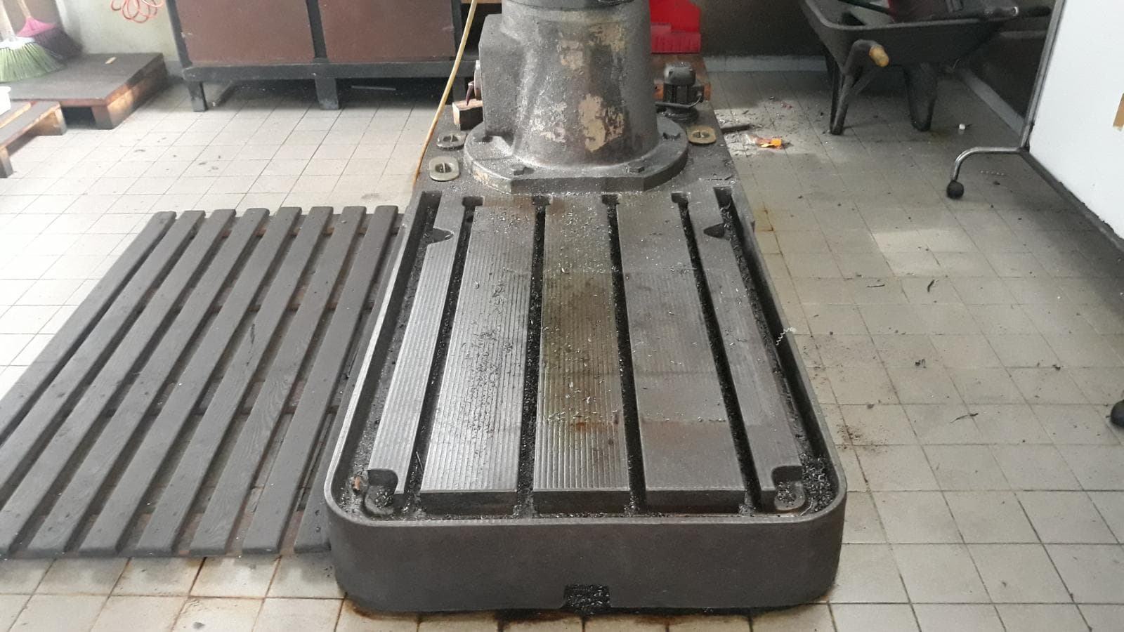 Máquina de furar — imagem 14