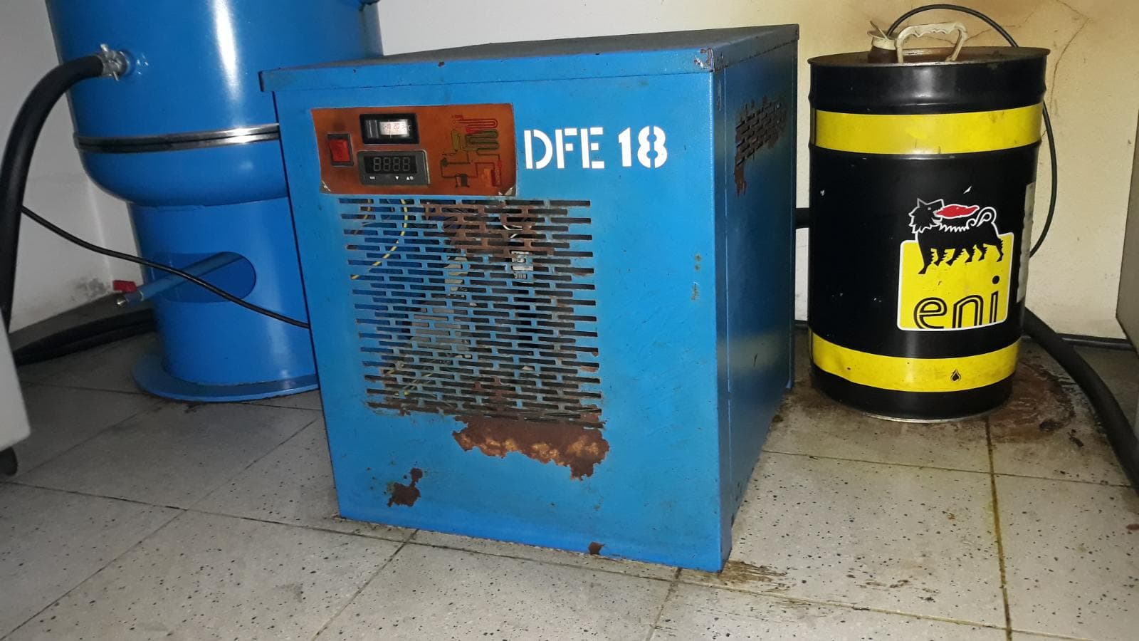 Compressor + Secador e Depósito de Ar — imagem 9
