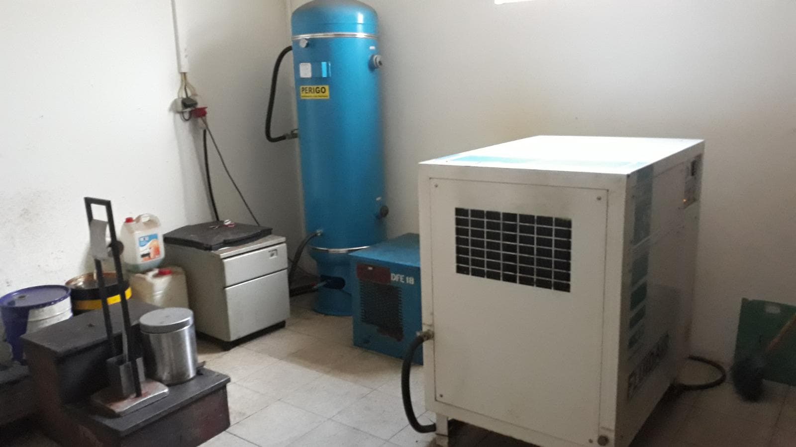 Compressor + Secador e Depósito de Ar