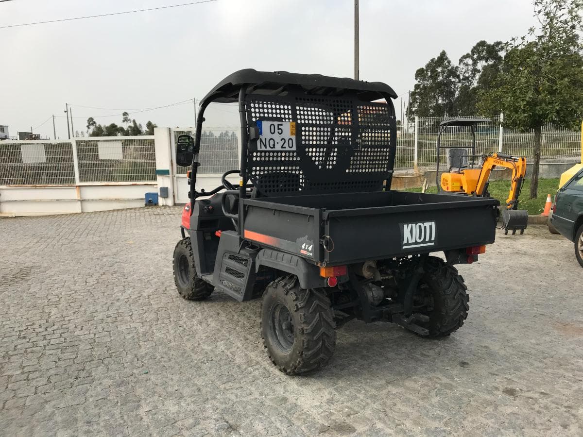 Kioti 4X4 · Ano 2013 — imagem 4