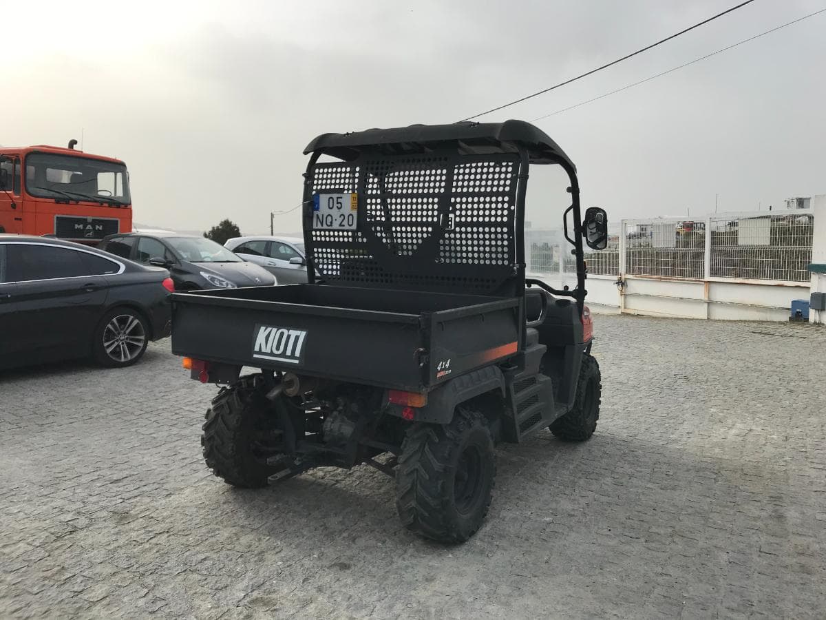 Kioti 4X4 · Ano 2013 — imagem 6