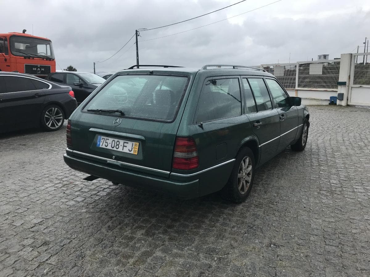 Mercedes-Benz 220 TE 2.2 · Motor Reconstruído para Diesel — imagem 4