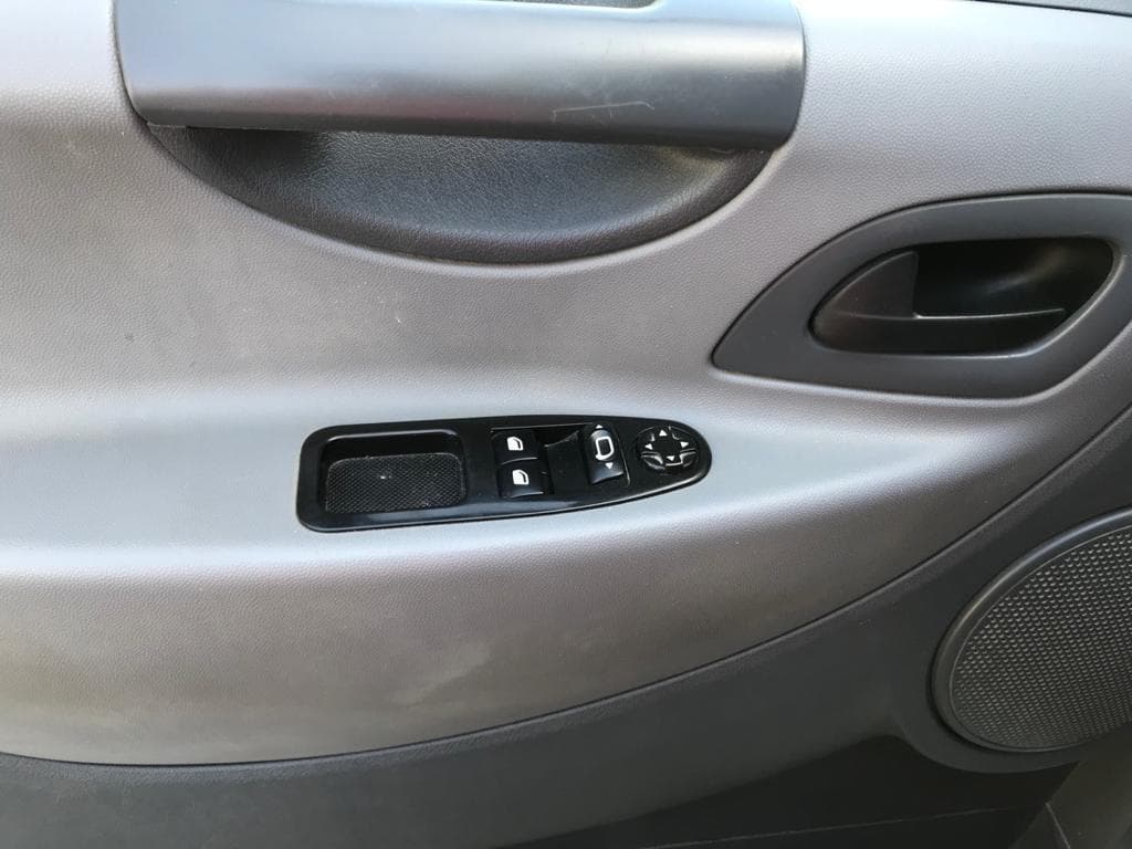 Fiat Scudo 2.0 Multijet · 6 Lugares — imagem 19