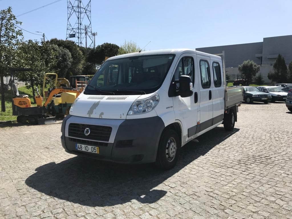Fiat Ducato 250 · 9 Lugares — imagen 3