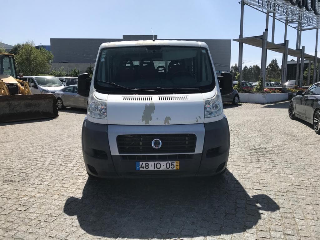 Fiat Ducato 250 · 9 Lugares — imagen 2