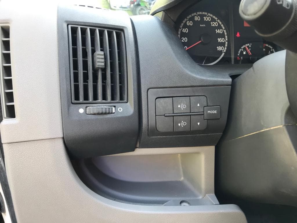 Fiat Ducato 250 · 9 Lugares — imagen 19