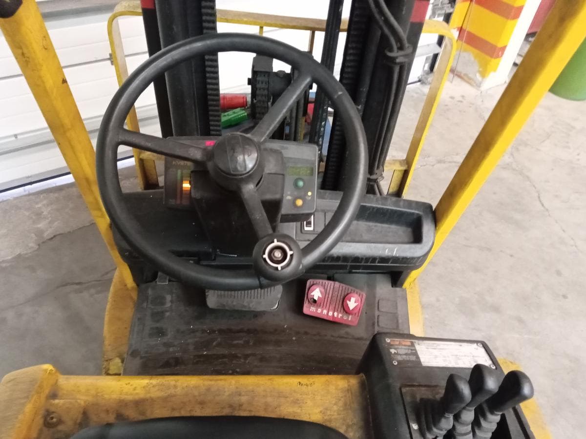 Empilhador Hyster E3.00XM — imagem 8