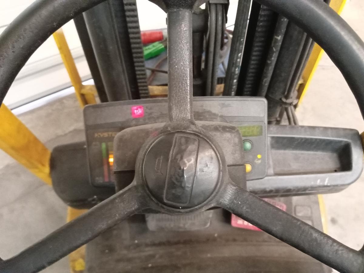 Empilhador Hyster E3.00XM — imagem 9