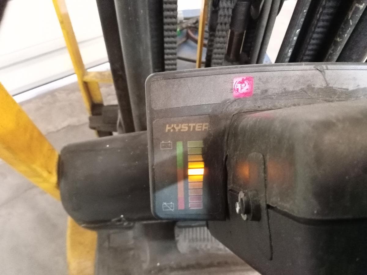 Empilhador Hyster E3.00XM — imagem 13
