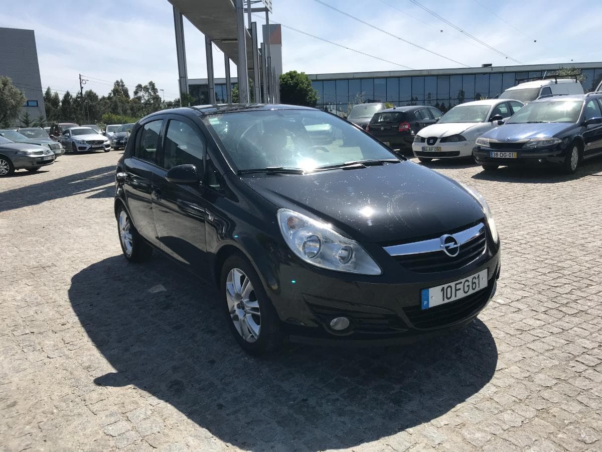 Opel Corsa 1.2 · Ano 2006 — image 1