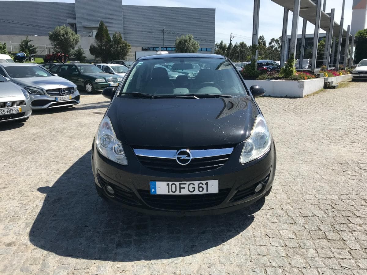 Opel Corsa 1.2 · Ano 2006 — image 2
