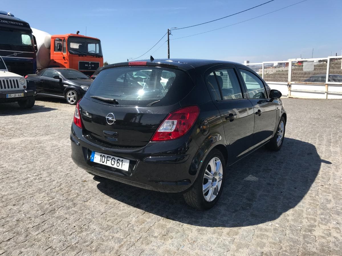 Opel Corsa 1.2 · Ano 2006 — image 6