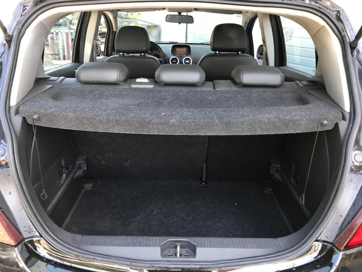 Opel Corsa 1.2 · Ano 2006 — image 7