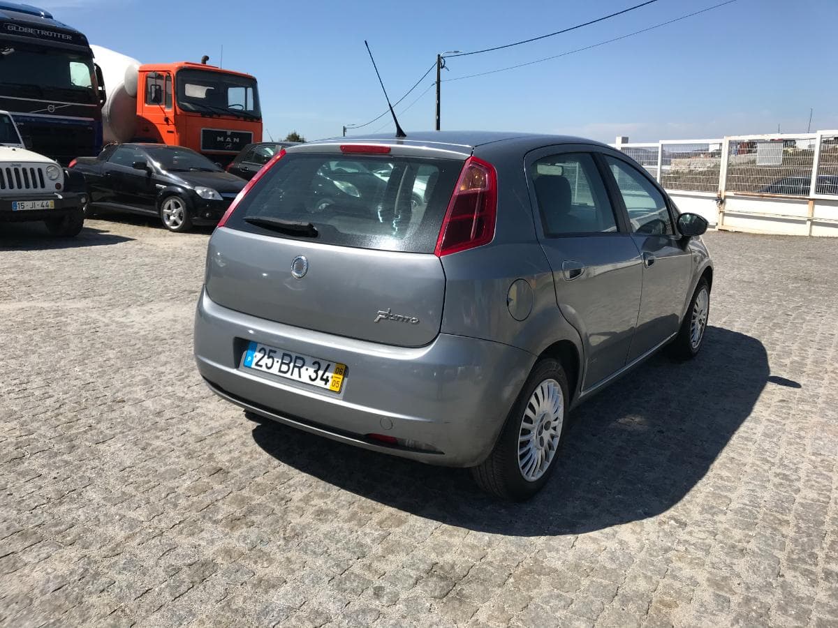 Fiat Punto 1.2 · Ano 2006 — imagem 4