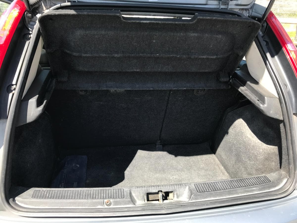 Fiat Punto 1.2 · Ano 2006 — imagem 8