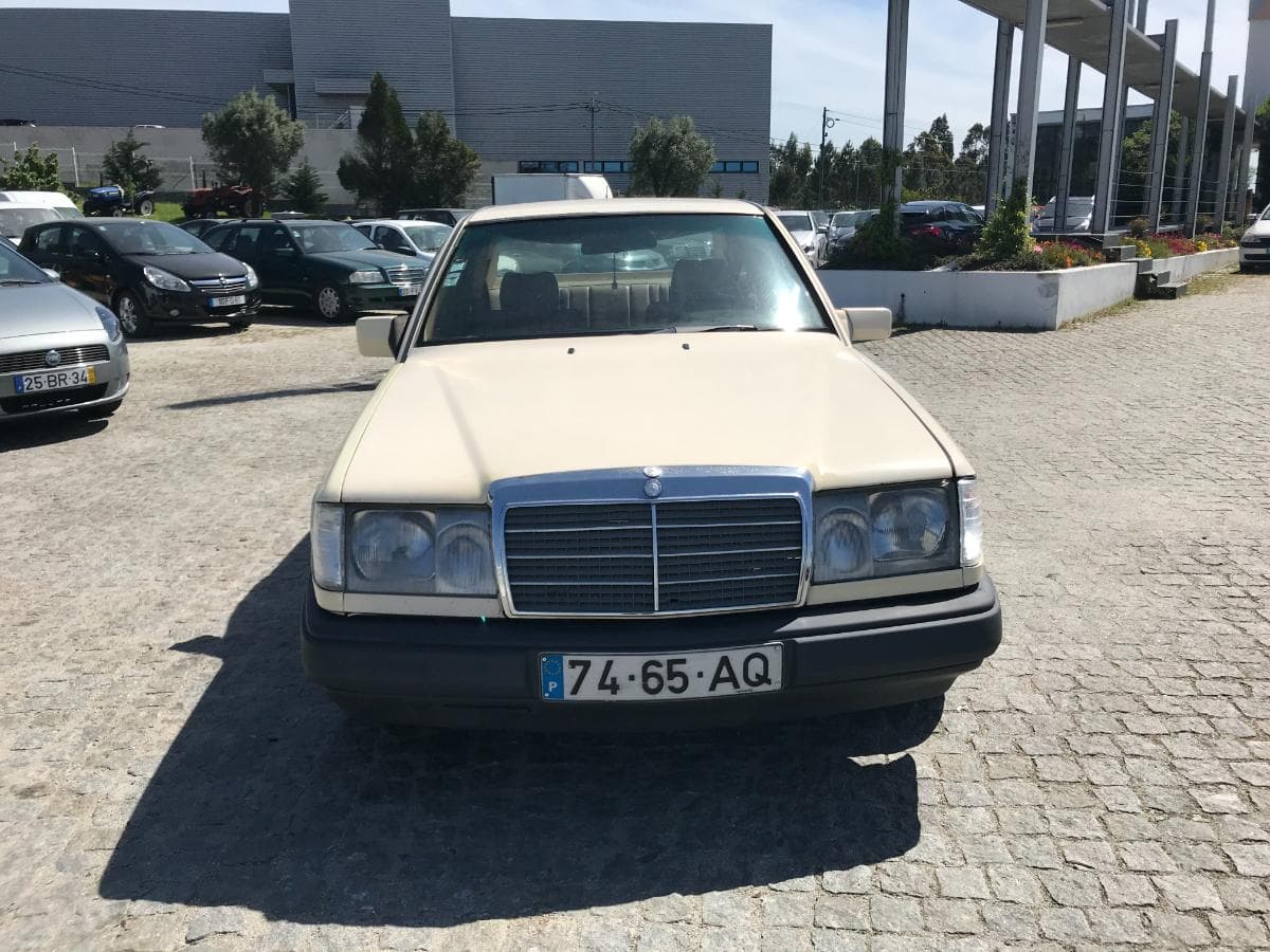 Mercedes-Benz 200D · Ano 1992 74-65-AQ · — image 2