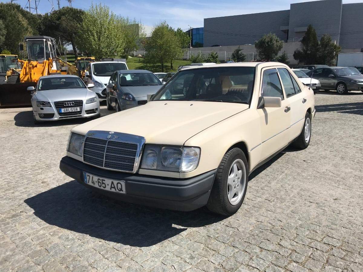 Mercedes-Benz 200D · Ano 1992 74-65-AQ · — image 3