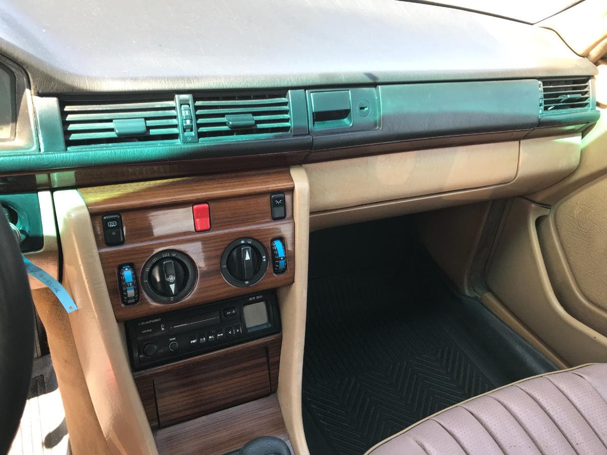 Mercedes-Benz 200D · Ano 1992 74-65-AQ · — image 14