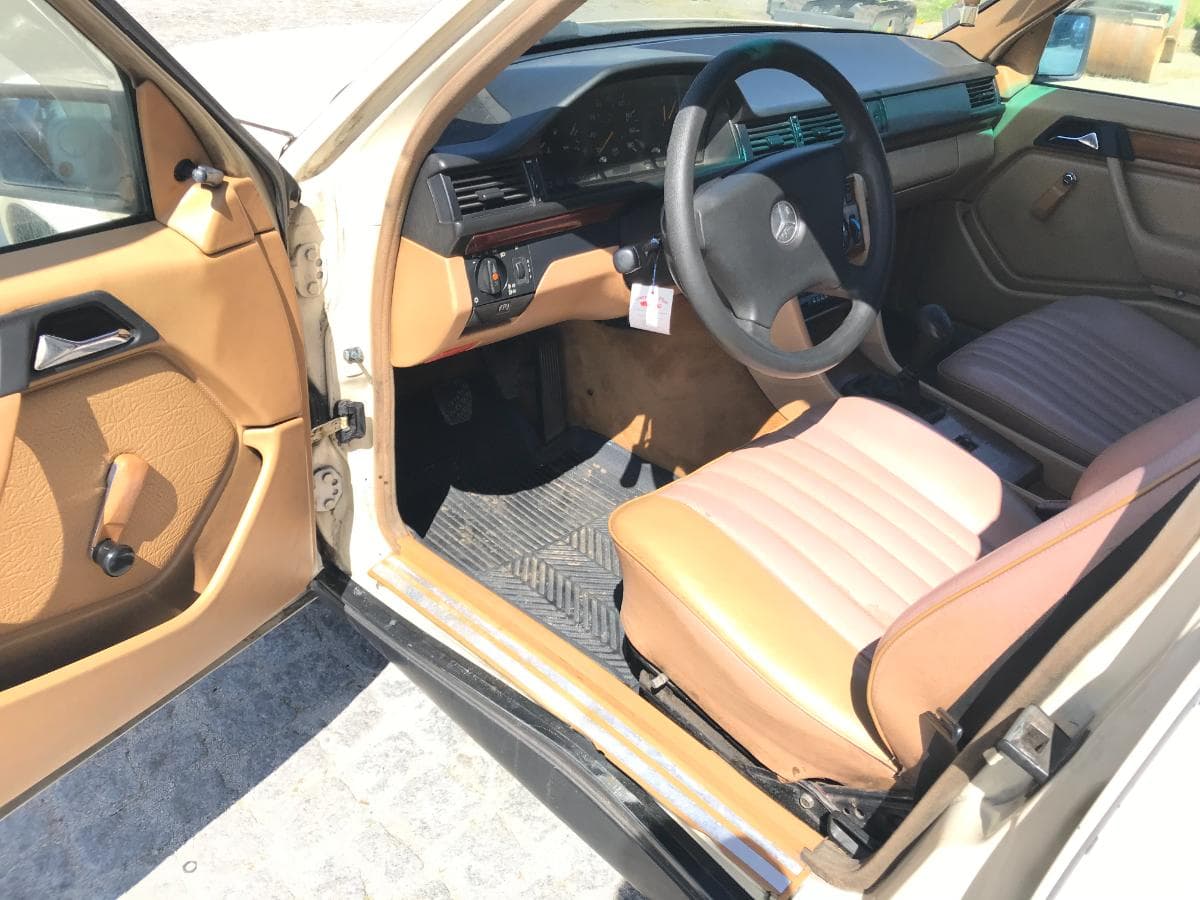 Mercedes-Benz 200D · Ano 1992 74-65-AQ · — image 12