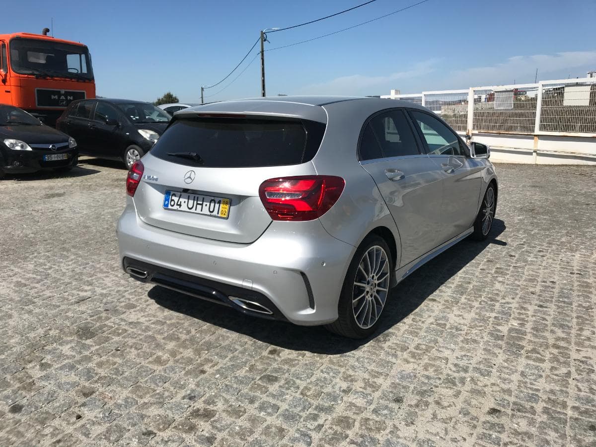 Mercedes-Benz A180D · Ano 2018 — image 4
