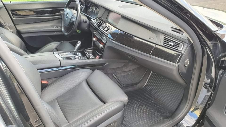 BMW 730 D — image 7
