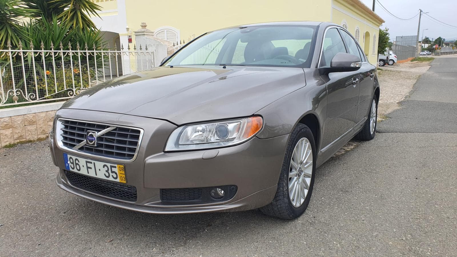 Volvo S80 D5