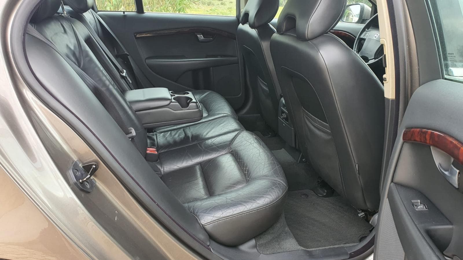 Volvo S80 D5 — imagem 14