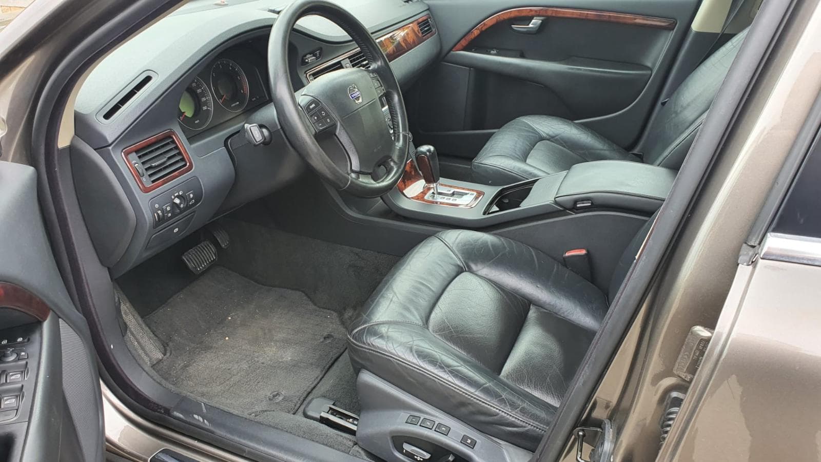 Volvo S80 D5 — imagem 12