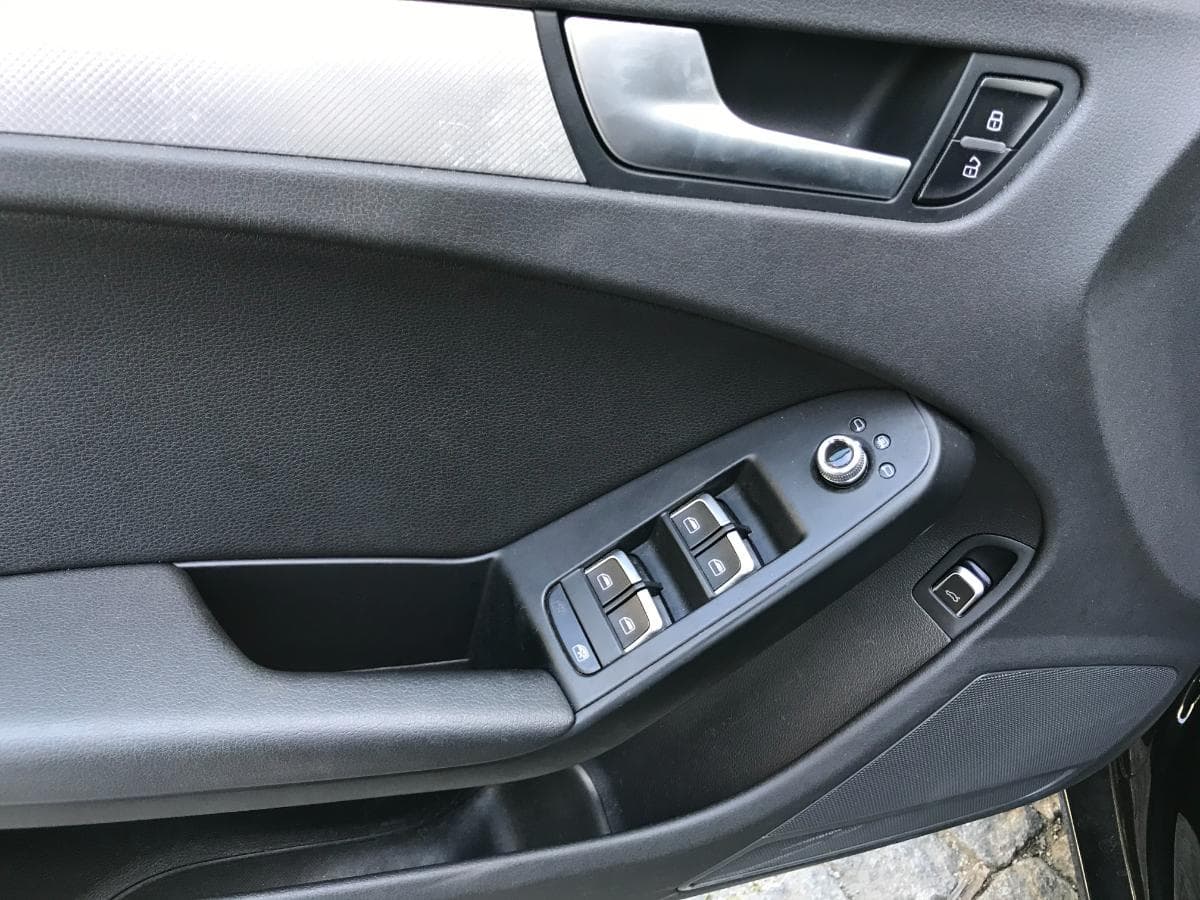 Audi A4 2.0TDI · Ano 2012 — imagem 24