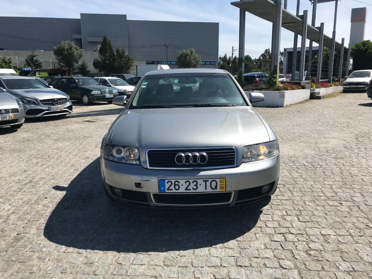 Audi A4 1.9TDI · Ano 2002 — image 2