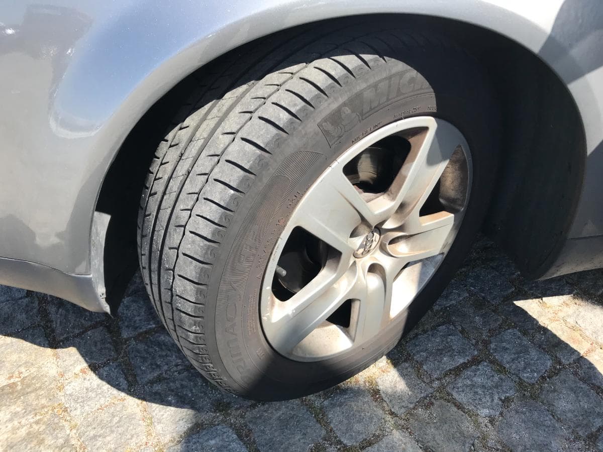 Audi A4 1.9TDI · Ano 2002 — image 10