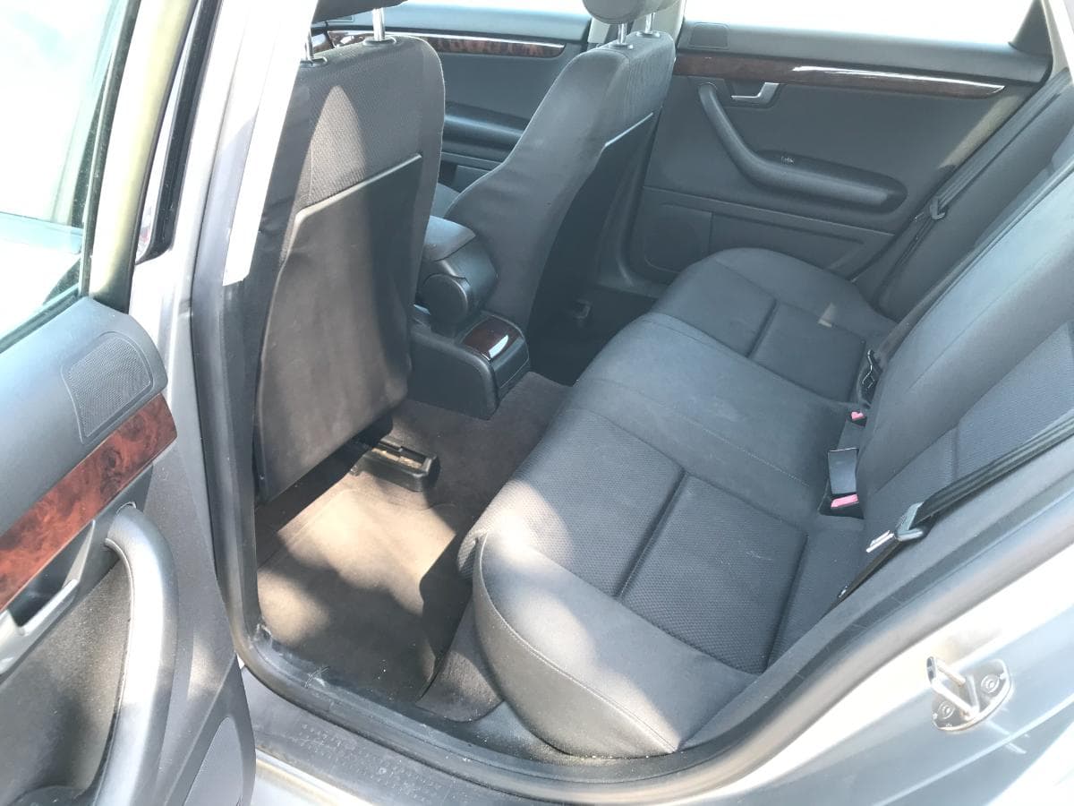 Audi A4 1.9TDI · Ano 2002 — image 14