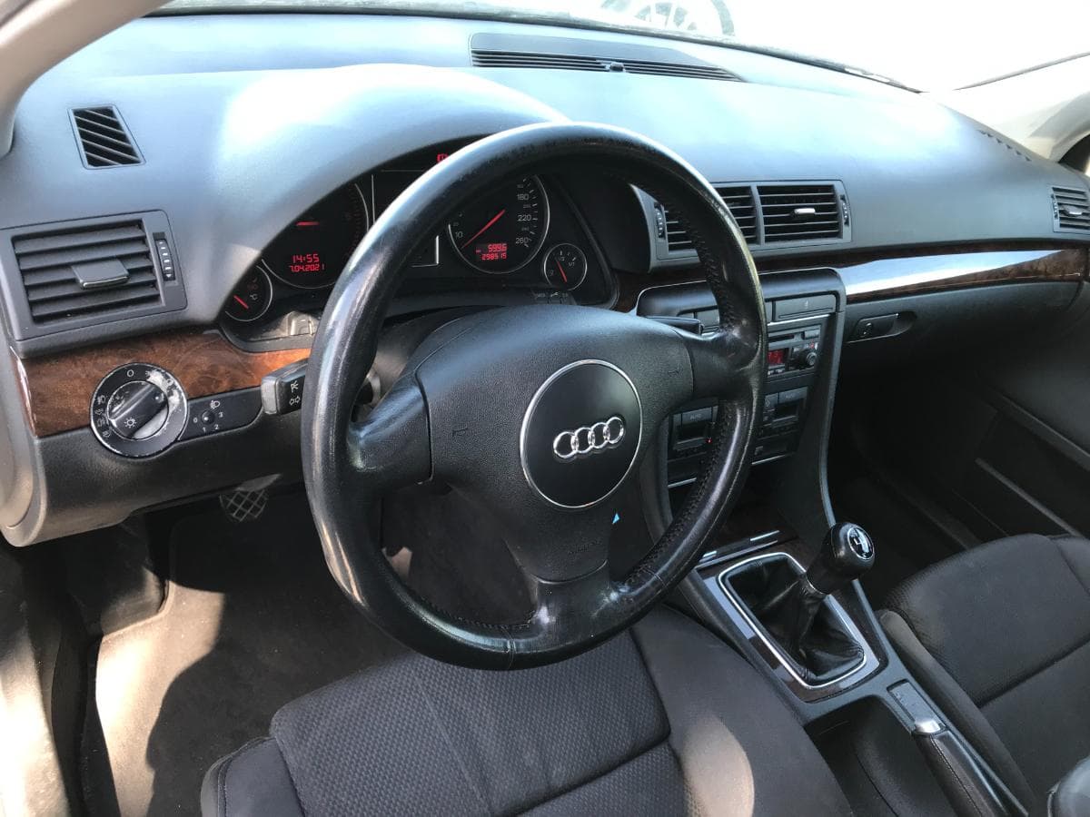 Audi A4 1.9TDI · Ano 2002 — image 16