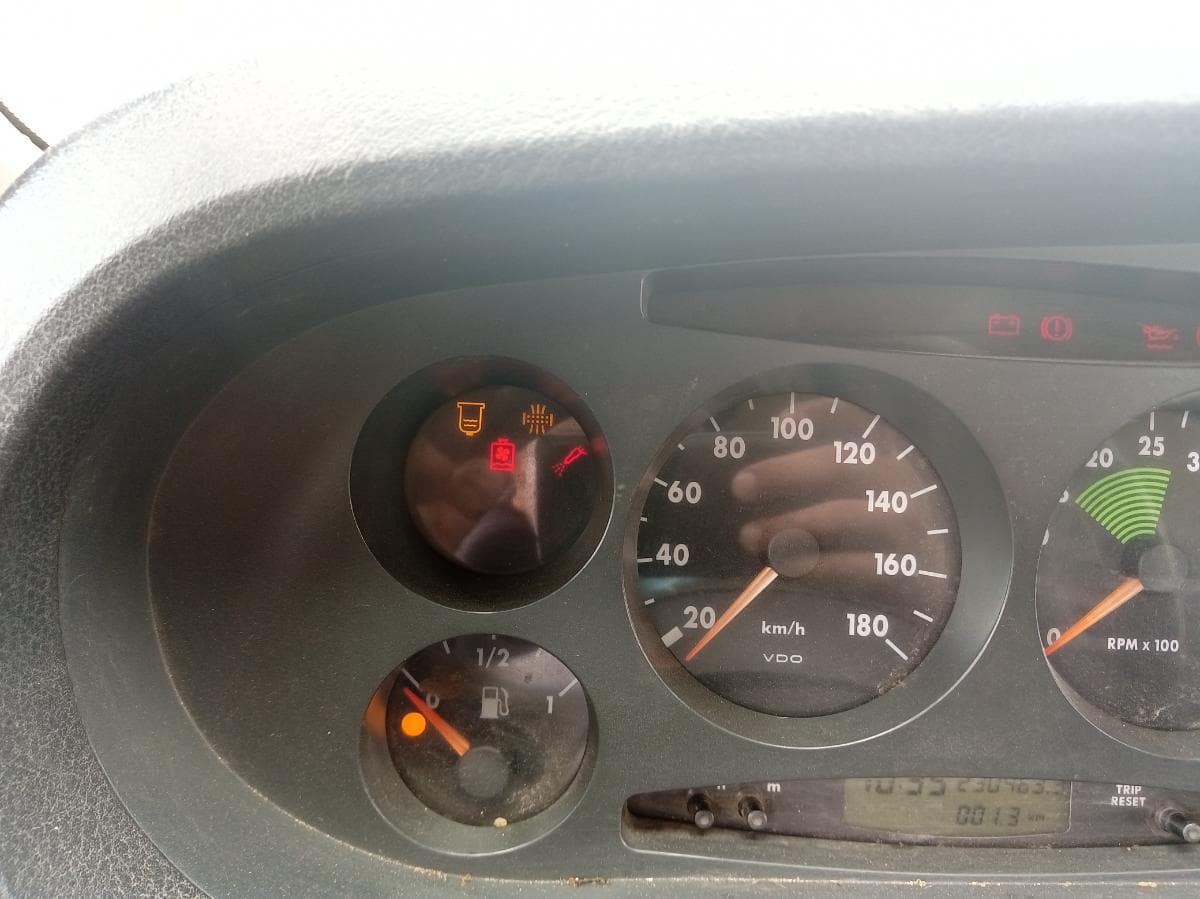 Iveco 35C12D · 7 Lugares · Ano 2005 — imagem 19