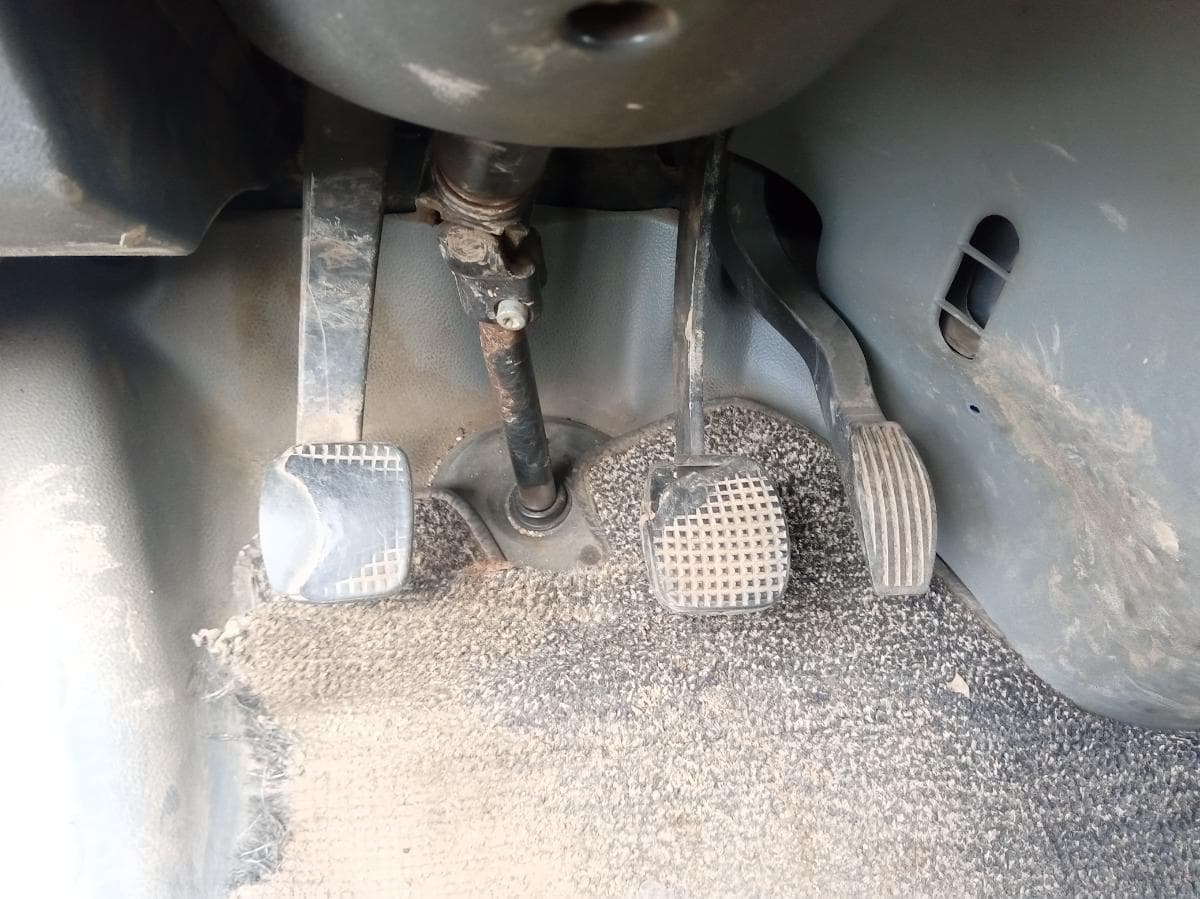 Iveco 35C12D · 7 Lugares · Ano 2005 — imagem 20