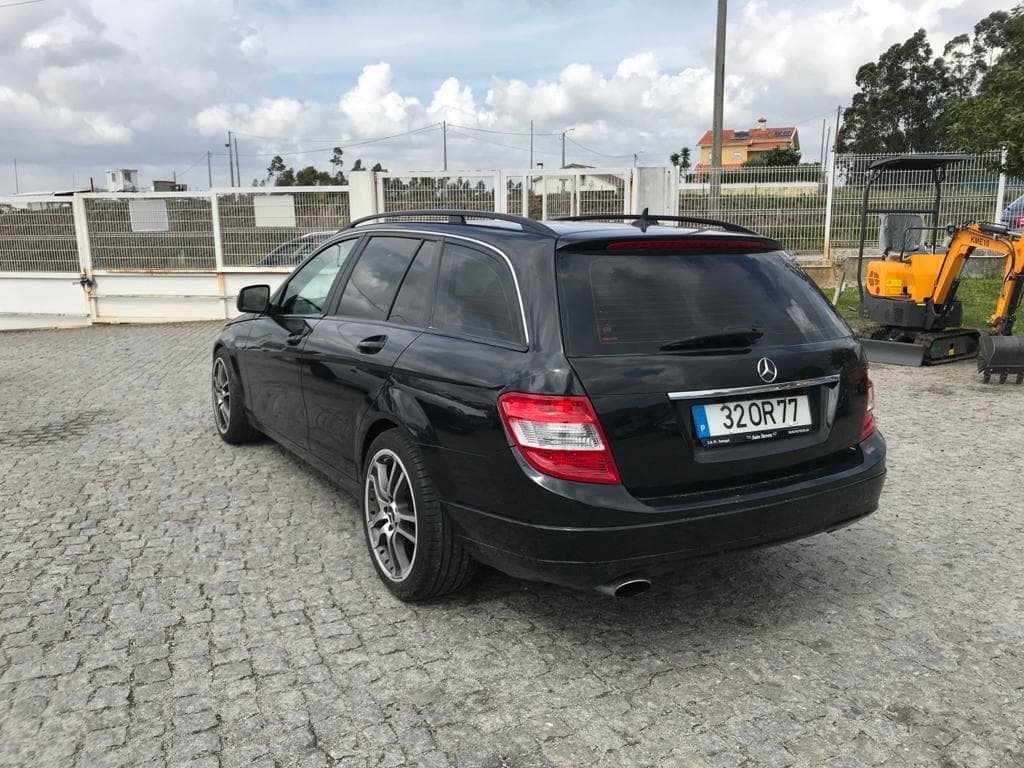 Mercedes-Benz C 220CDI · Ano 2008 — imagen 4