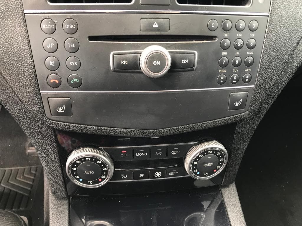 Mercedes-Benz C 220CDI · Ano 2008 — imagen 19