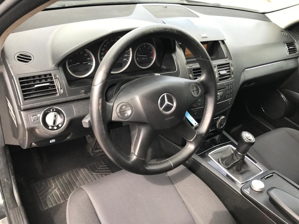 Mercedes-Benz C 220CDI · Ano 2008 — imagen 20