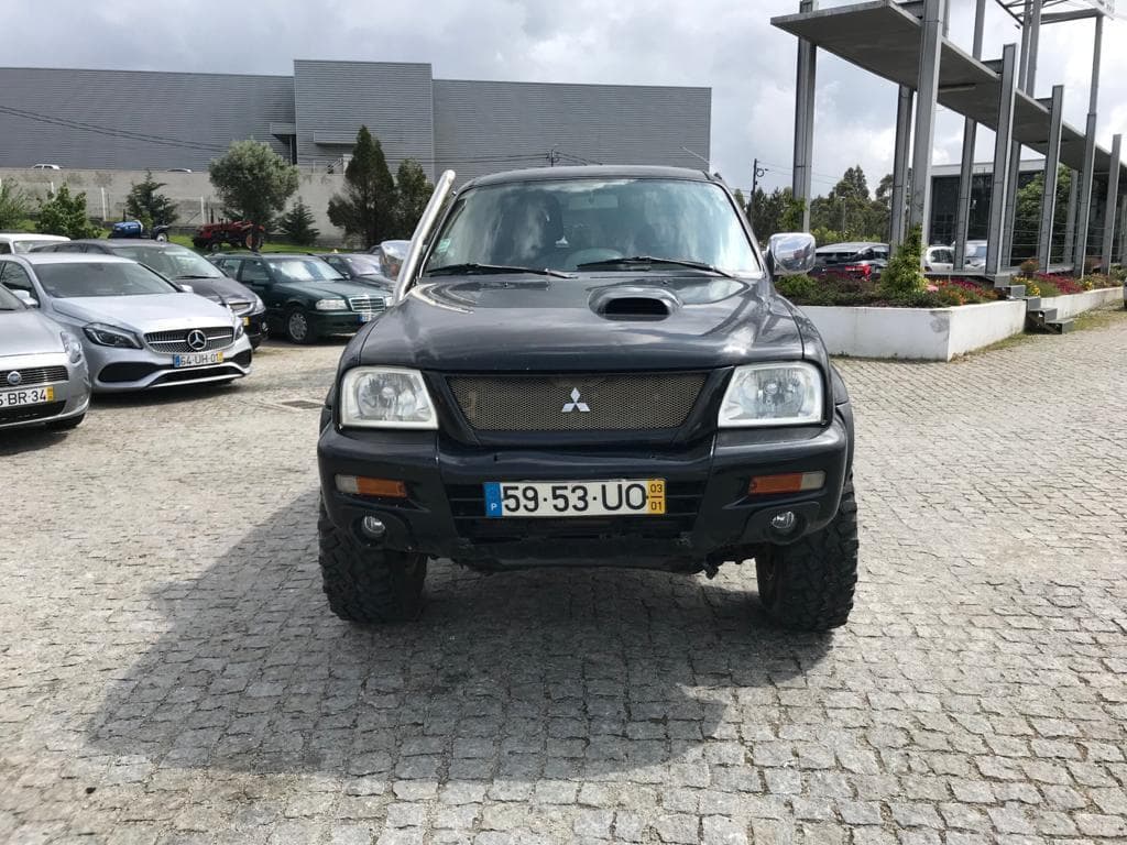 Mitsubishi L200 4x4 · Ano 2003 — image 2