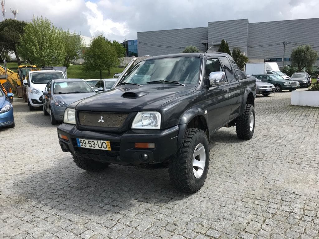 Mitsubishi L200 4x4 · Ano 2003 — image 3